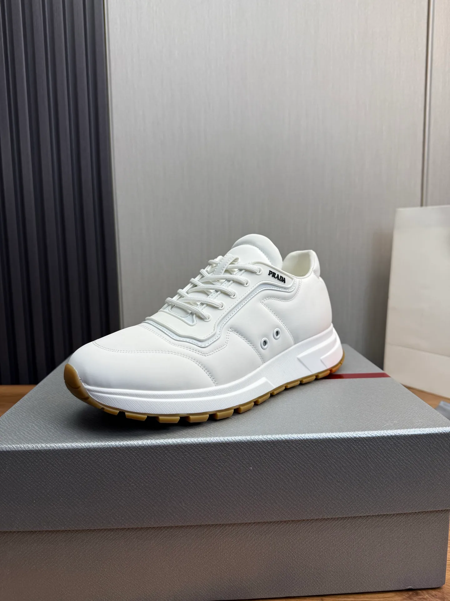 Men's shoes 💰560💰 [PRADA] Popular men's shoes shipped 👏Official website synchronized ⬆️Original imported waterproof fabric + cowhide lining, 1⃣️:1⃣️reproduction, original sole, 38-45 (45. Customized, non-refundable)